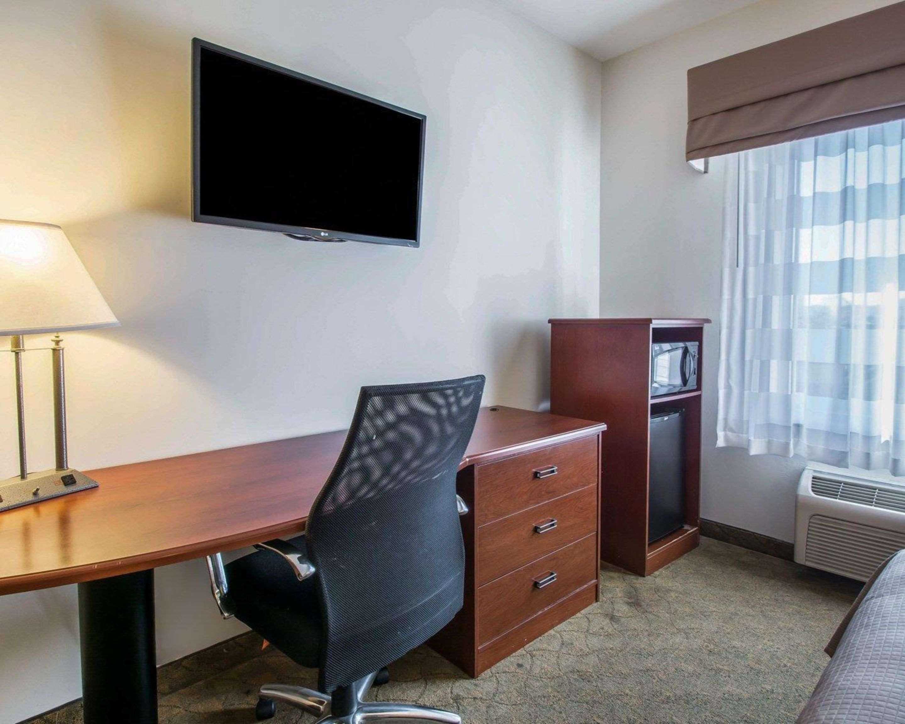 Garner Hotel Panama City Beach Northeast By Ihg Upper Grand Lagoon Exterior photo